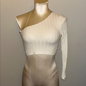 NWT White One-Shoulder Ribbed Crop Top